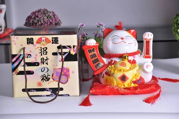 TA6-1-51 招财猫 11寸，插电电池两用
尺寸24*19*21