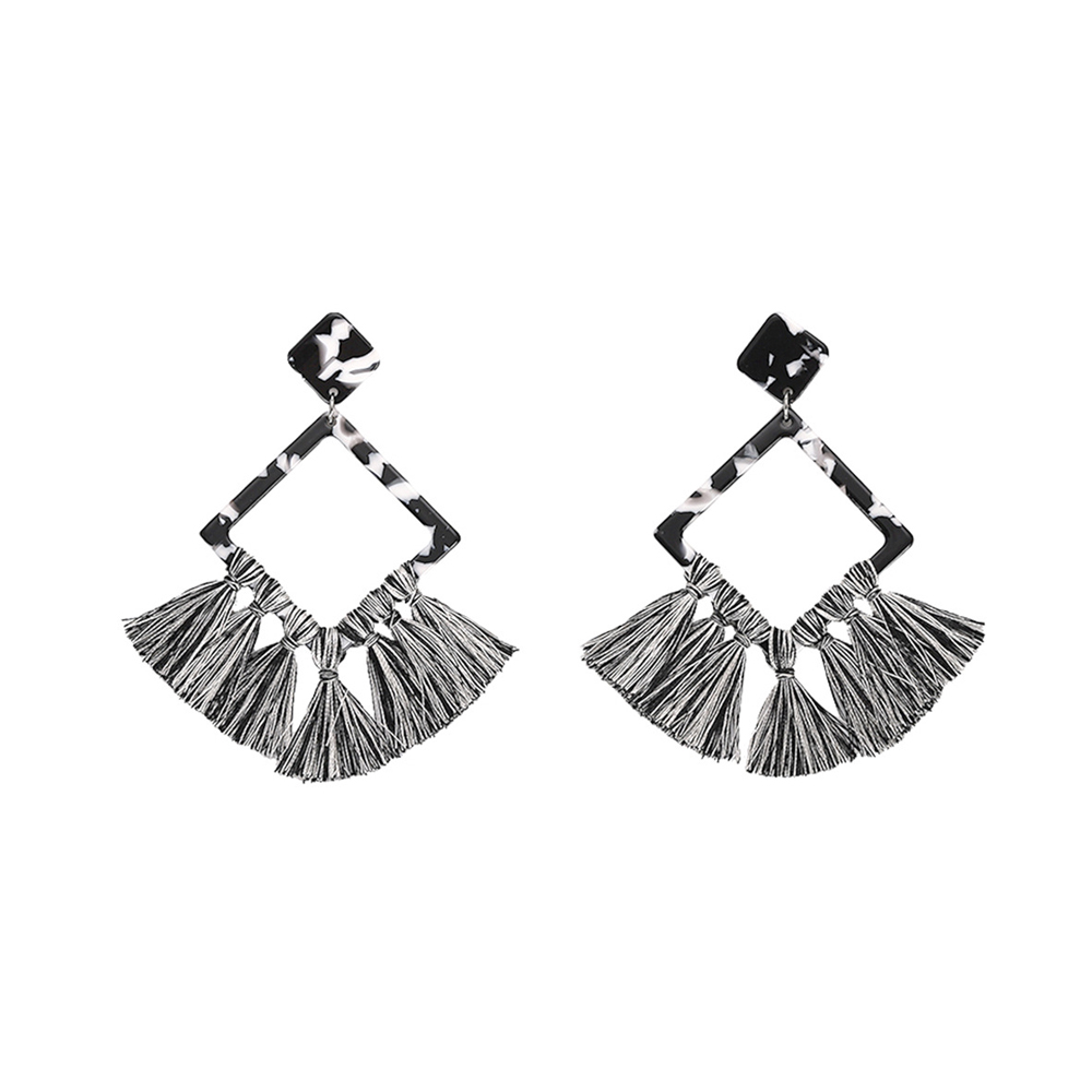 BLACK ATTRIBUS EARRINGS