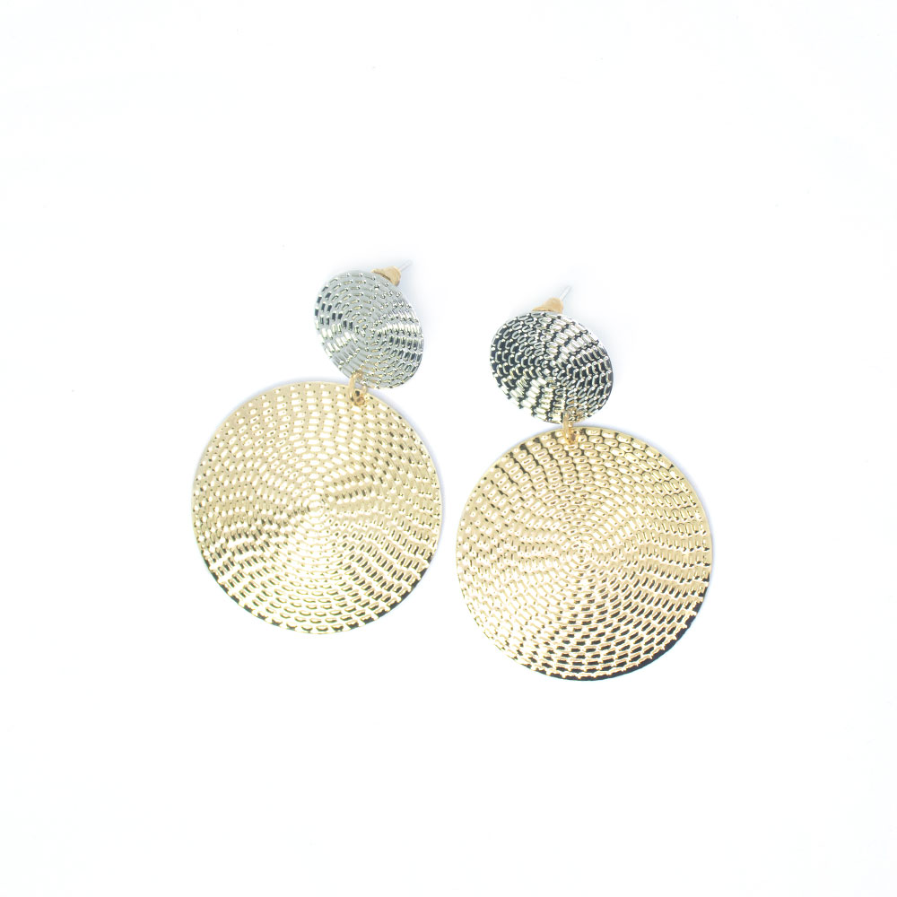 ARETES ESCUDO ORO