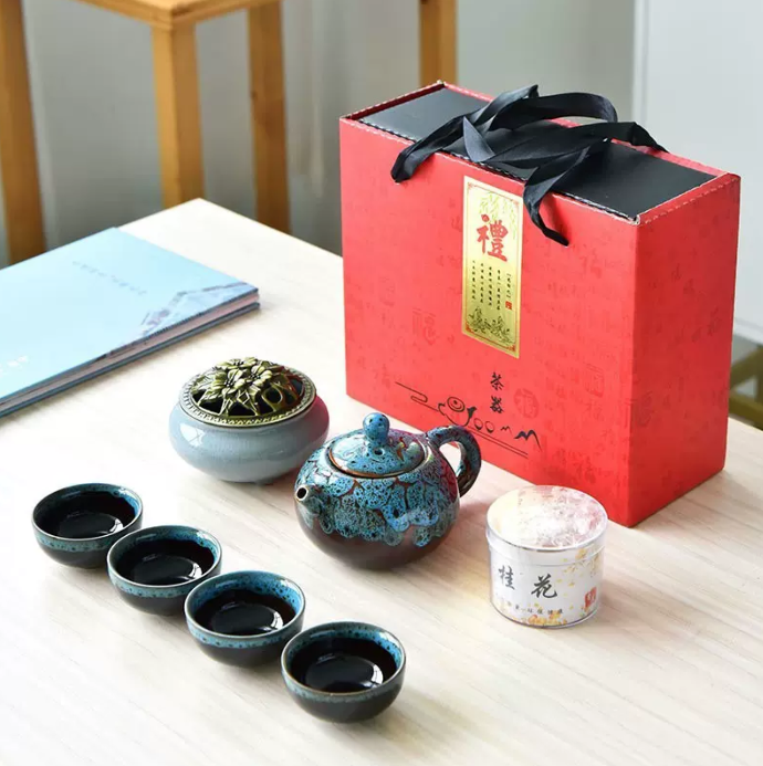 国潮哥窑功夫茶具一壶四杯配香炉（红色礼盒5）